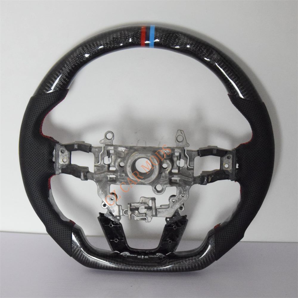 Customized Black Perforated Leather Carbon Fiber Steering Wheel Auto Accessory For Honda Civic 11th GEN Honda Civic 11th GEN 2022 2023 2024 Remanufactured
