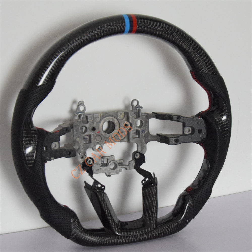 Customized Black Perforated Leather Carbon Fiber Steering Wheel Auto Accessory For Honda Civic 11th GEN Honda Civic 11th GEN 2022 2023 2024 Remanufactured