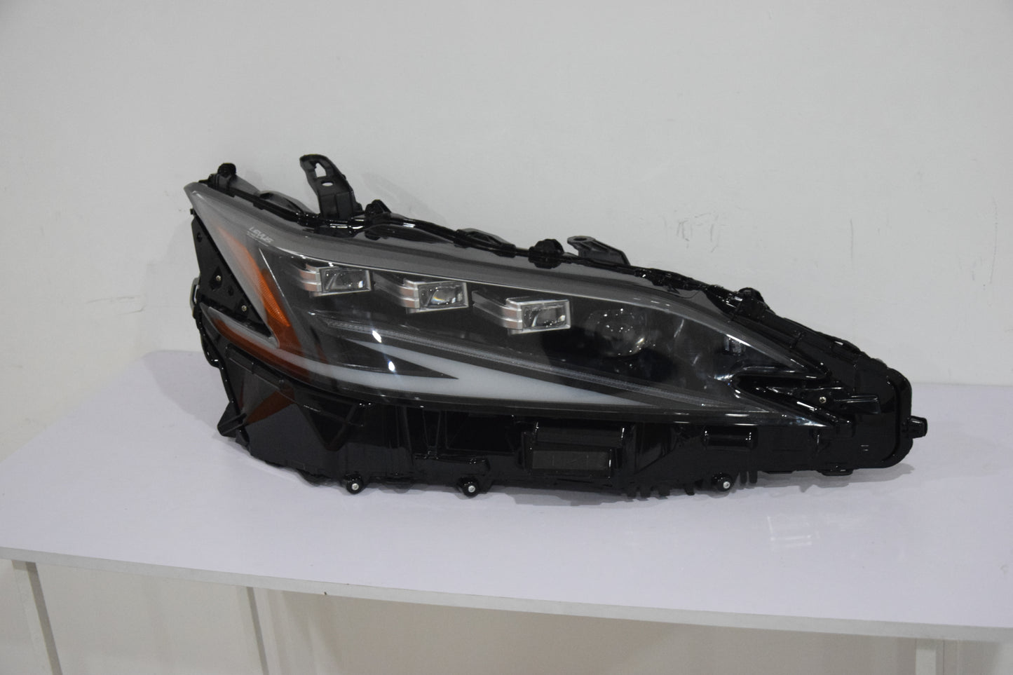 Triple Beam LED headlights for 2020 2021 2022 2023 2024 LEXUS ES ES350 Car Headlight Replacement