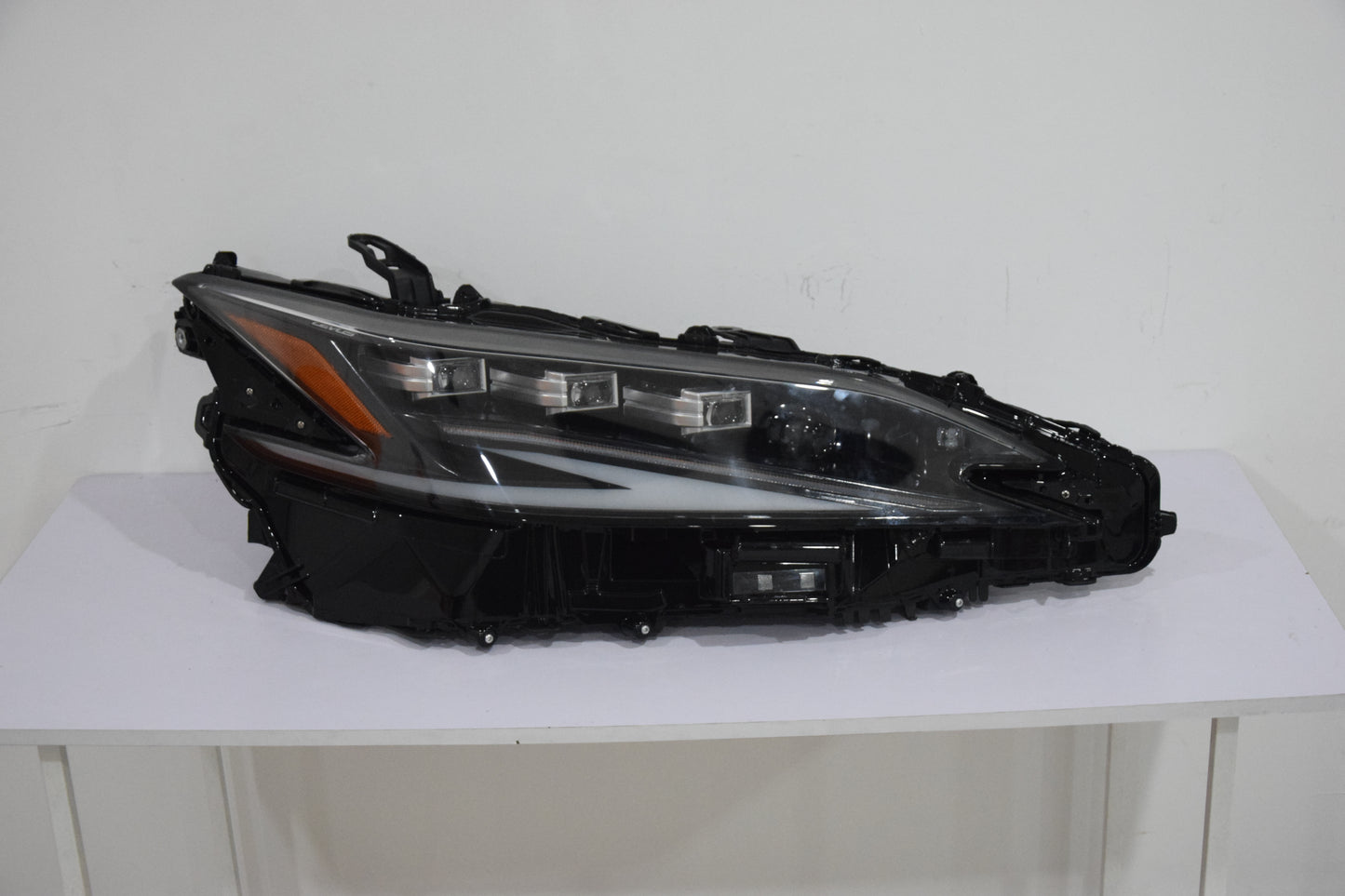 Triple Beam LED headlights for 2020 2021 2022 2023 2024 LEXUS ES ES350 Car Headlight Replacement