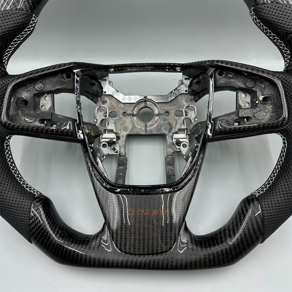 Customized black Carbon Fiber Black Perforated Leather white silvery Strip Steering Wheel Fit For 2019 Honda CRV