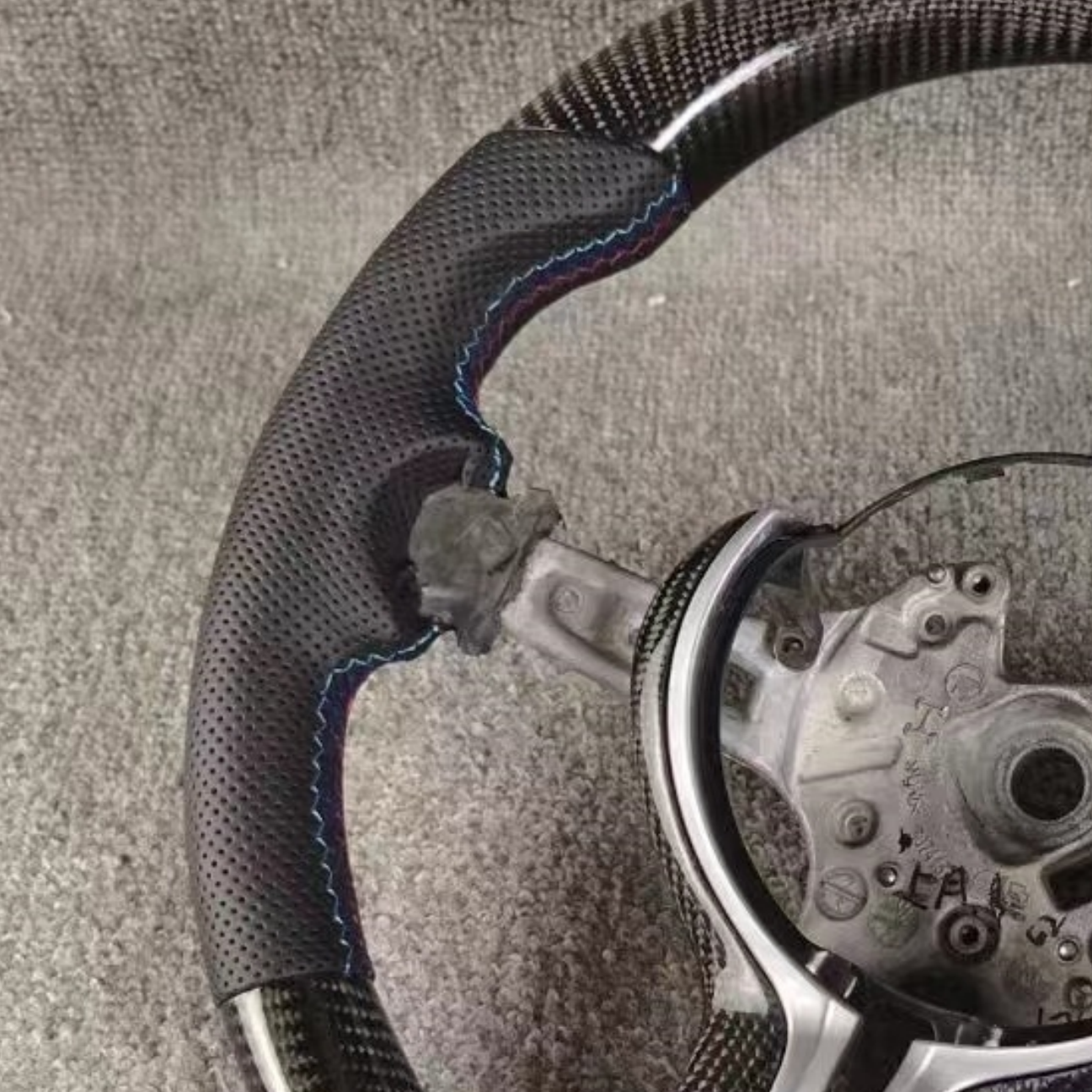 Custom Perforated Leather Carbon Fiber Steering Wheel Auto Accessory Re-manufactured For BMW M Sport M3 F30 F80 F82 2014 2015 2016 2017 2018 2019 2020