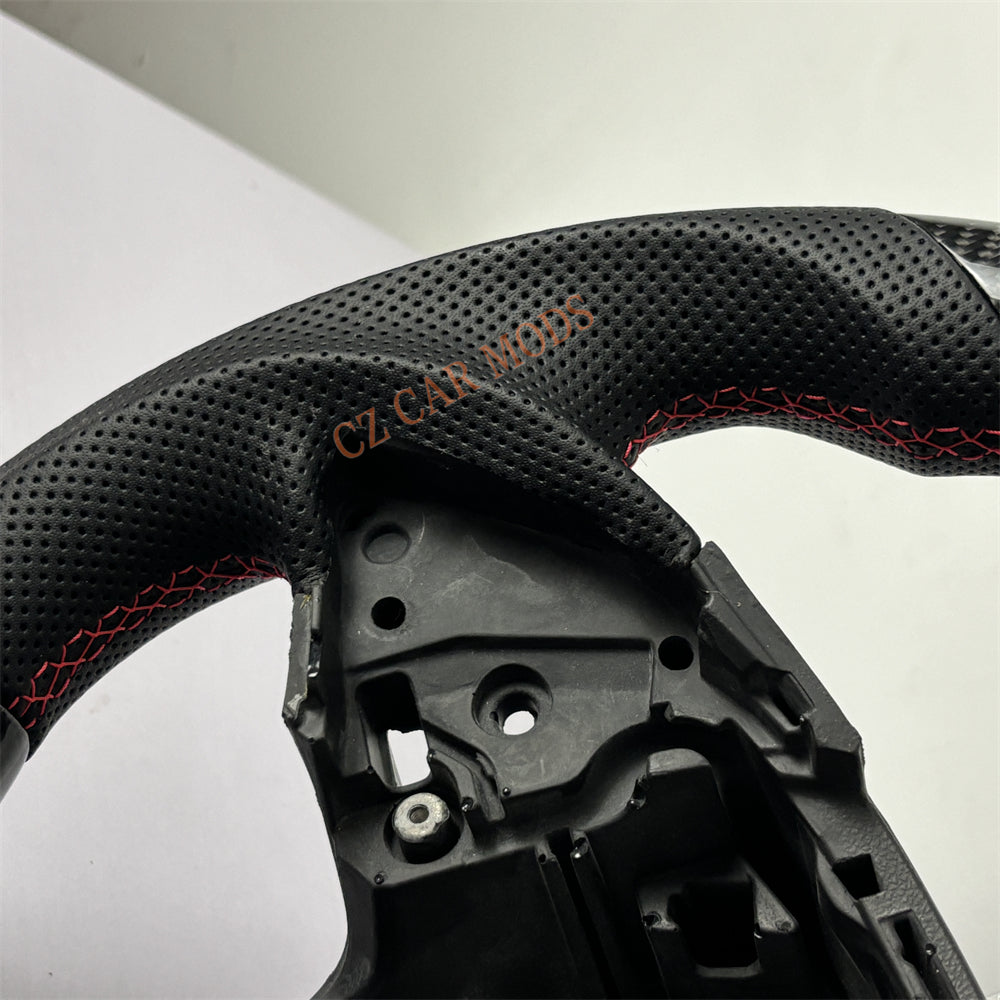 Customized Brand New Perforated Leather Carbon Fiber Steering Wheel Auto Accessory Red Strip Fit For Chevrolet Camaro 2016 2017 2018 2019 2020 2021 2022