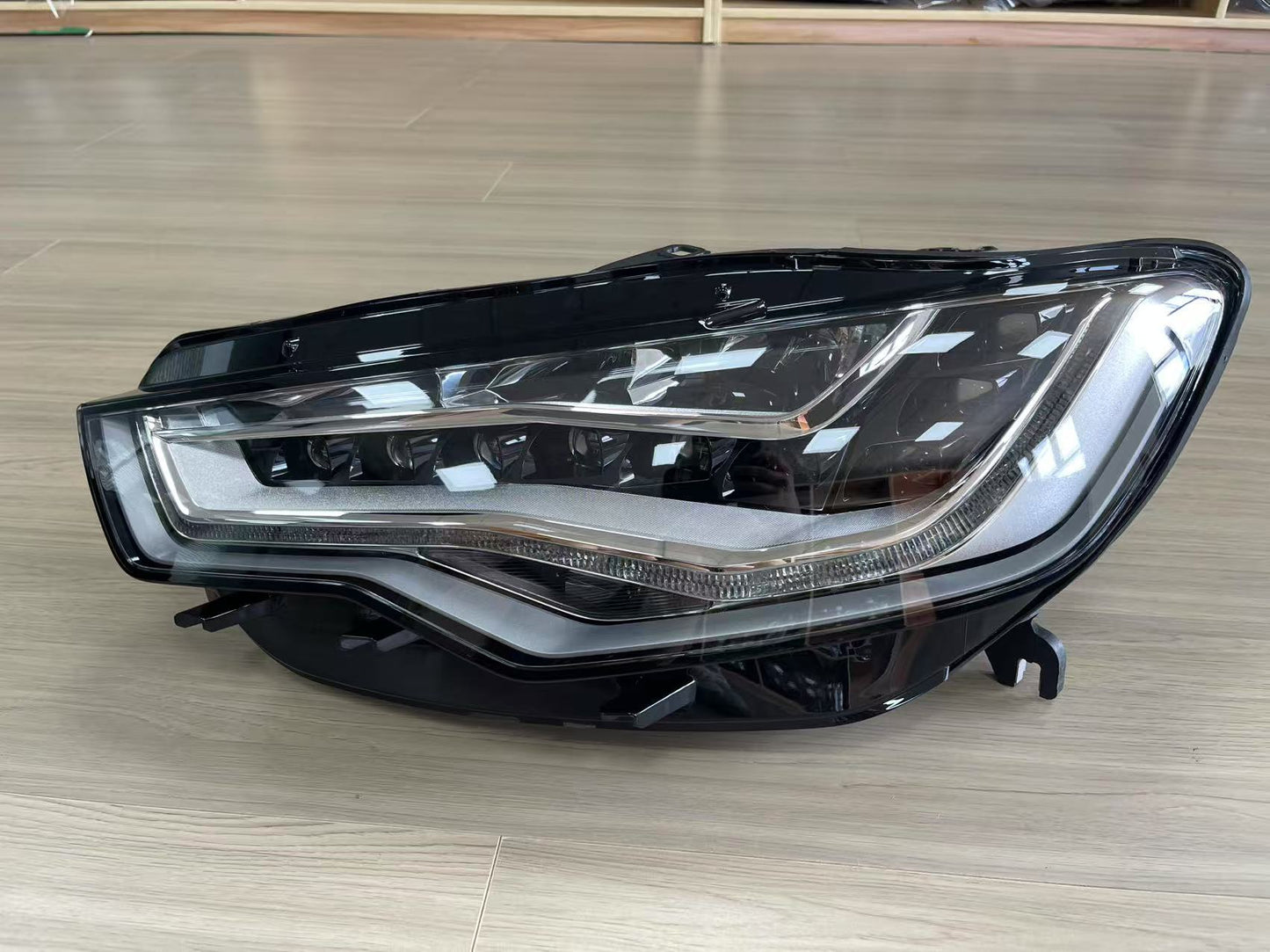 Pair LED Headlights For 2012 2013 2014 2015 AUDI A6 xenon to led Car Headlight Replacement Modification