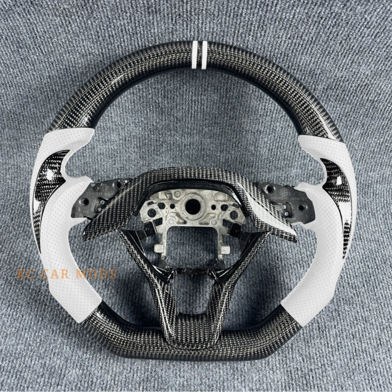 Custom black carbon fiber white leather steering wheel for 2018-2023 honda accord