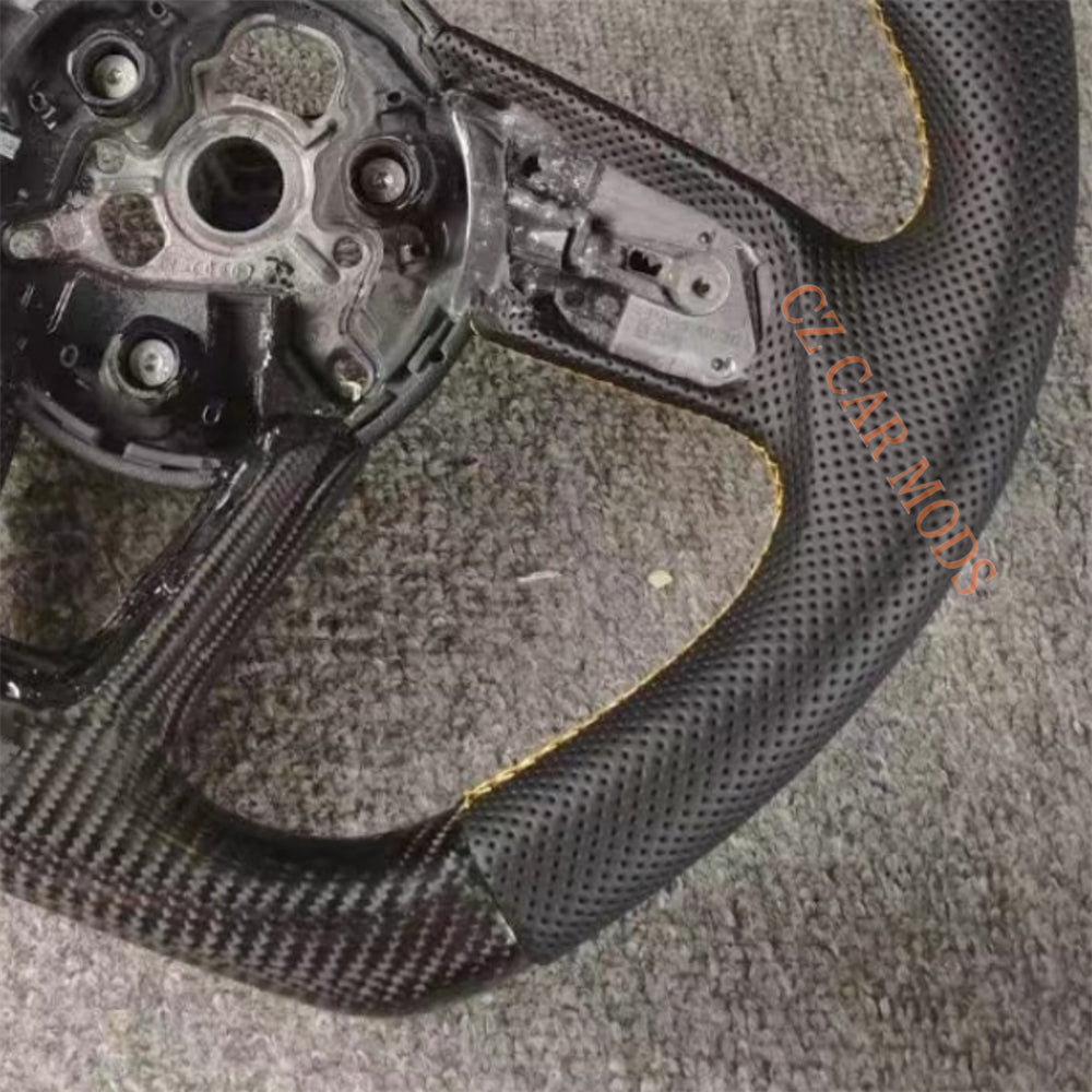 Customized Black Perforated Leather Real Carbon Fiber Steering Wheel Auto Accessory Fit For Audi A3 2017 2018 2019 2020 2021 2022 Remanufactured
