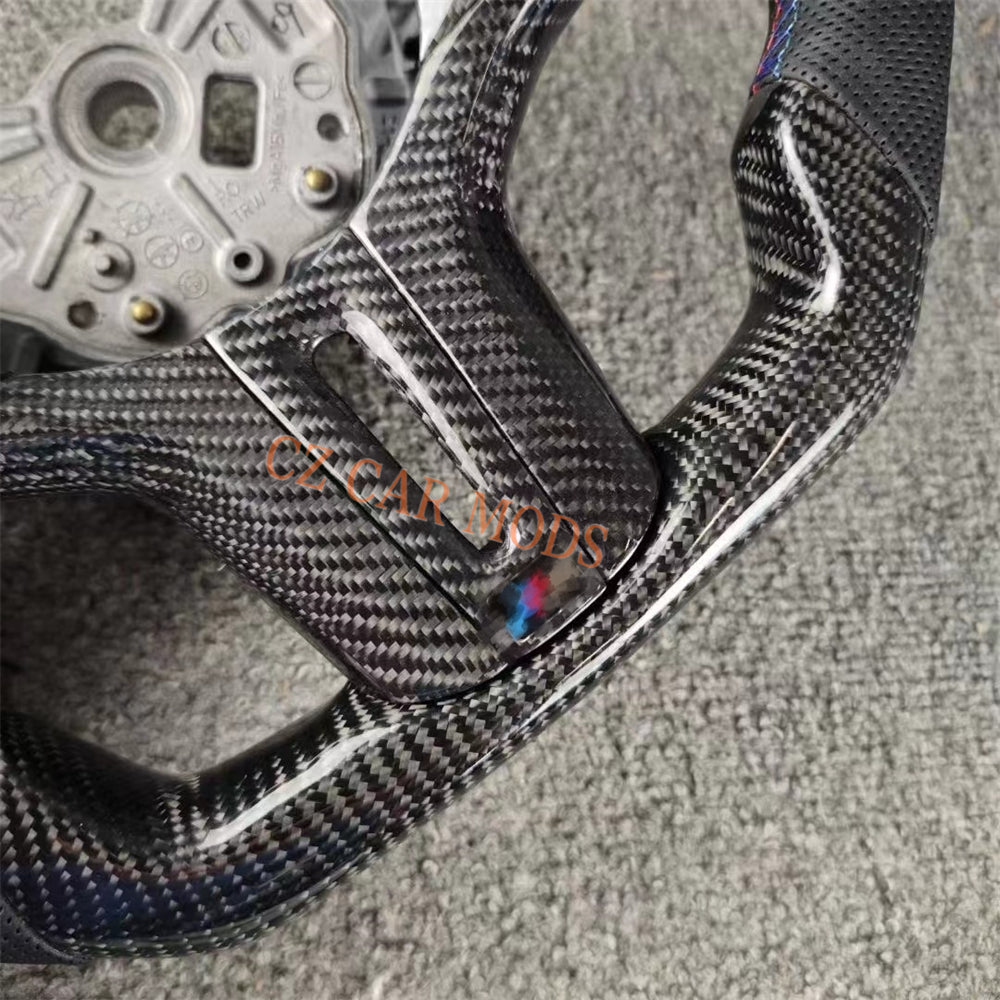Customized Real Carbon Fiber Steering Wheel Auto Accessory Steering Wheel For 2018 2019 2020 2021 2022 BMW M8 Re-manufactured