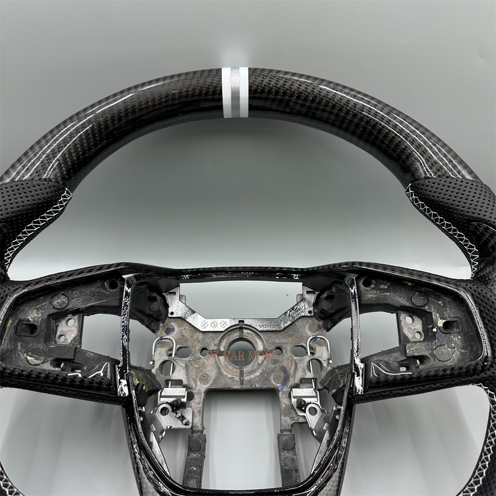 Customized black Carbon Fiber Black Perforated Leather white silvery Strip Steering Wheel Fit For 2019 Honda CRV