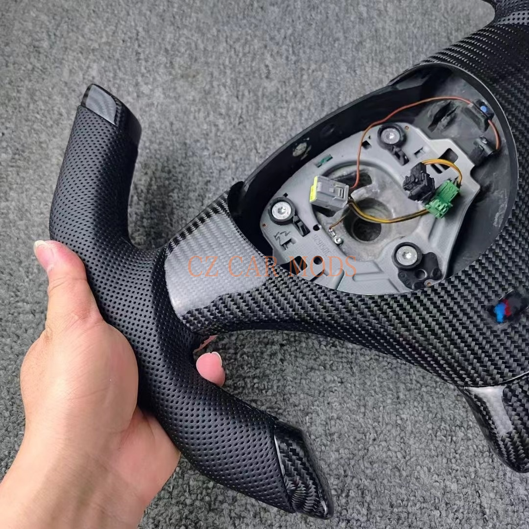 Custom Real Carbon Fiber Steering Wheel Original Steering Wheel Re-manufactured Auto Accessory For BMW 3 Series E90 E92 E82 E87 328i 2007 2008 2009 2010 2011 2012 2013