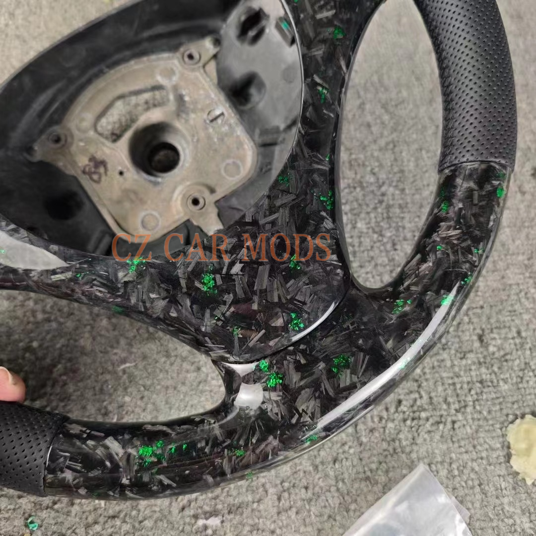 Customized Real Carbon Fiber Steering Wheel Original Steering Wheel Re-manufactured Steering Wheel Auto Accessory For BMW 3 Series E90 E92 E82 E87 328i 2007 2008 2009 2010 2011 2012 2013
